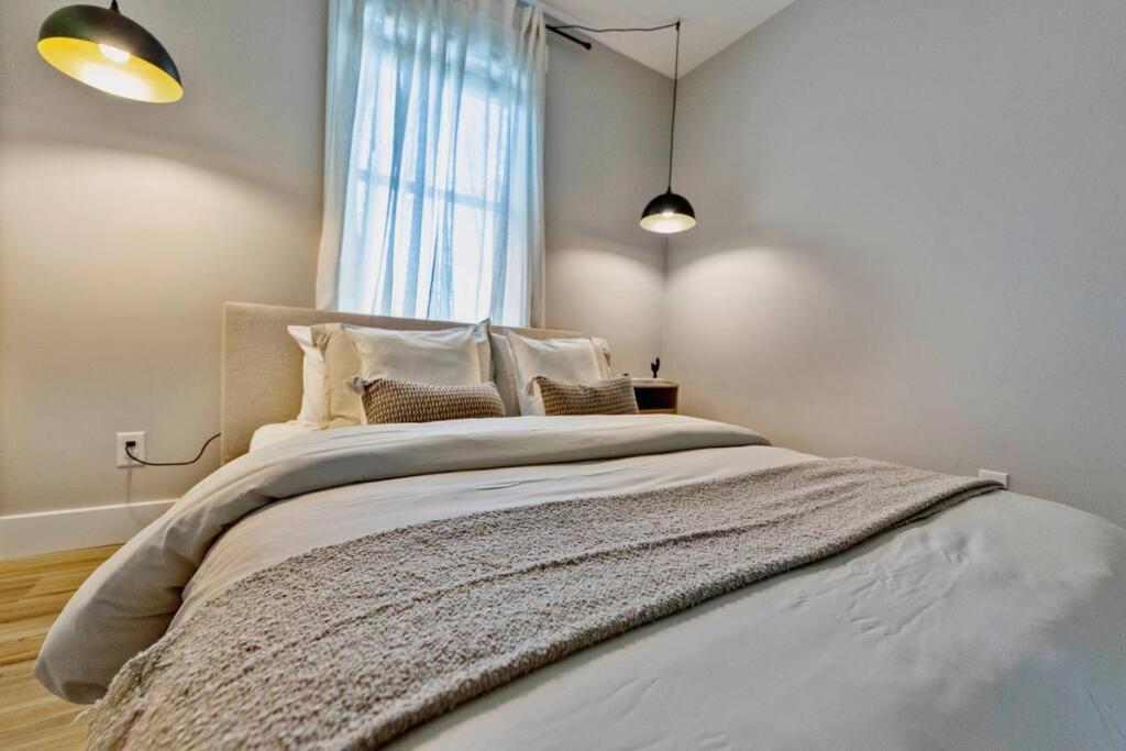 Brand New Cozy Modern Bungalow W/Hot Tub+Movieroom 7 Min From Uptown Charlotte Buitenkant foto