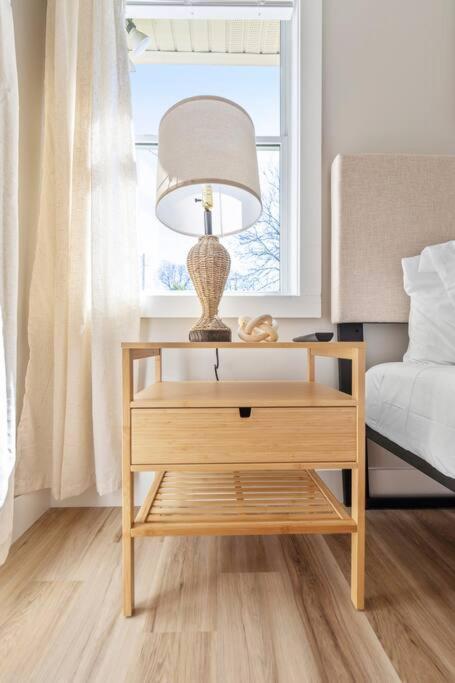 Brand New Cozy Modern Bungalow W/Hot Tub+Movieroom 7 Min From Uptown Charlotte Buitenkant foto